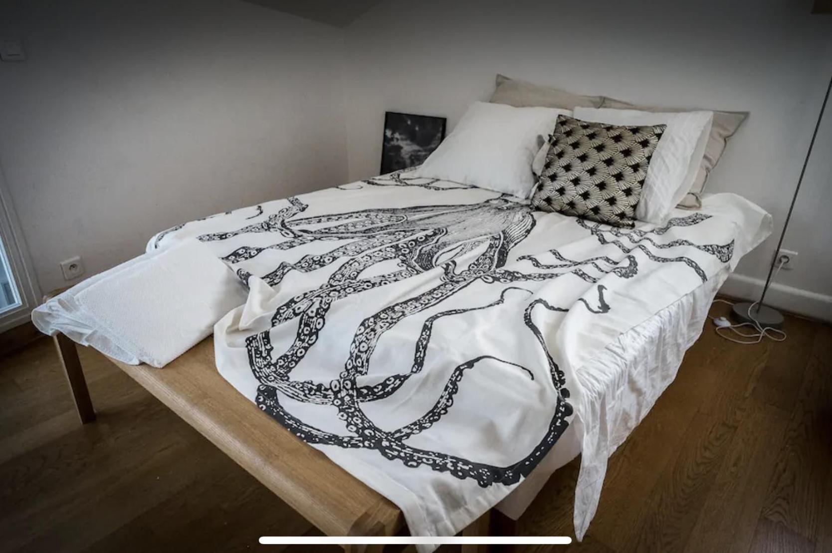 ラ・ガレンヌ・コロンブBeautiful Loft 130M2 Sun And Free Parking Ok 1M95アパートメント エクステリア 写真